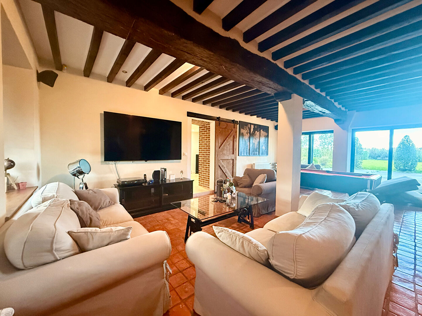 Progressia Immobilier - CRIQUETOT-L'ESNEVAL - CHARME & ESPACE - Maison familiale de 281 m² avec jardin et garage double