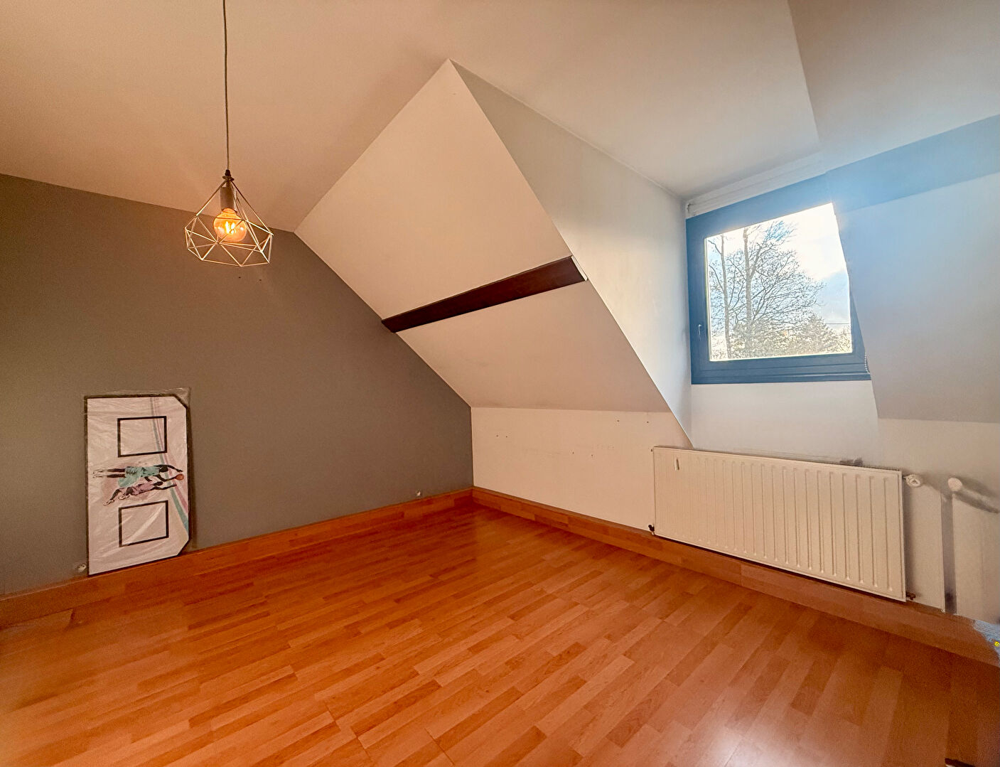 Progressia Immobilier - CRIQUETOT-L'ESNEVAL - CHARME & ESPACE - Maison familiale de 281 m² avec jardin et garage double