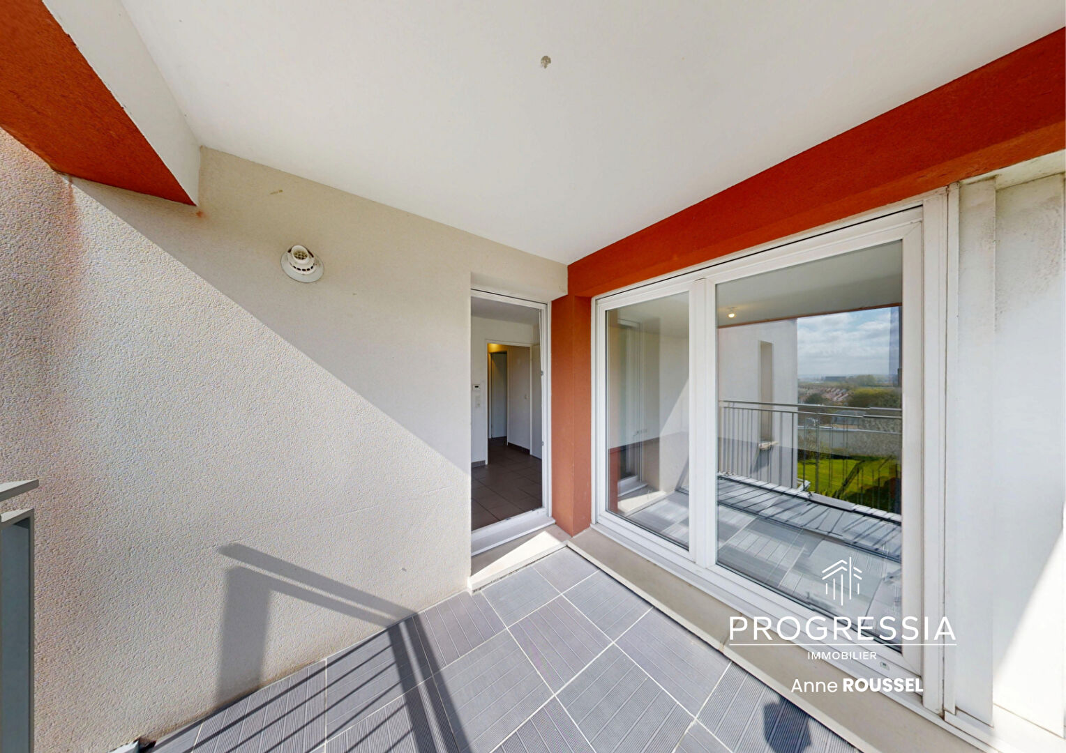 HARFLEUR / RESIDENCE RECENTE / ROSA PARKS / PLACE DE STATIONNEMENT