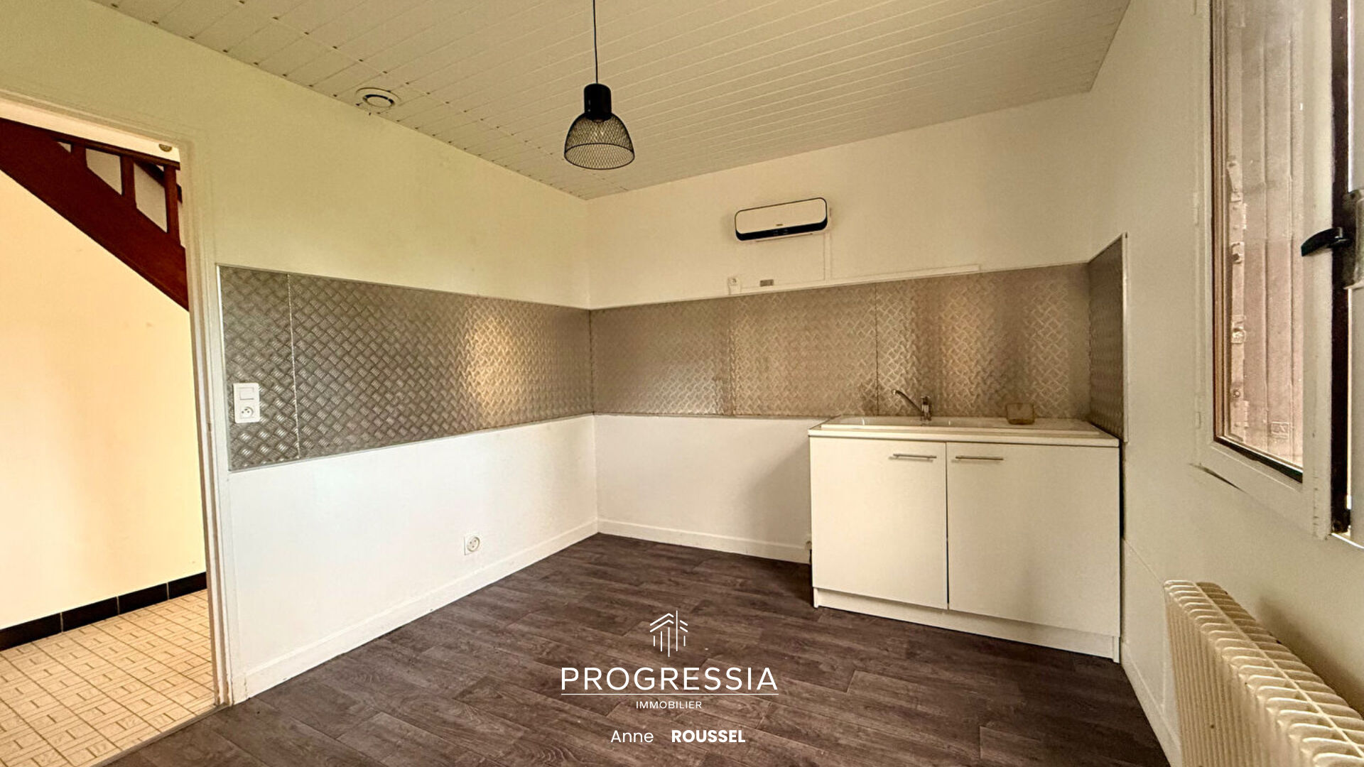 Progressia Immobilier - Norville - POTENTIEL / Maison à rénover - idéal investisseur ou résidence principale.