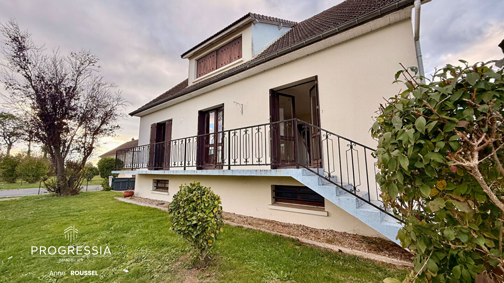 Progressia Immobilier - Norville - POTENTIEL / Maison à rénover - idéal investisseur ou résidence principale.