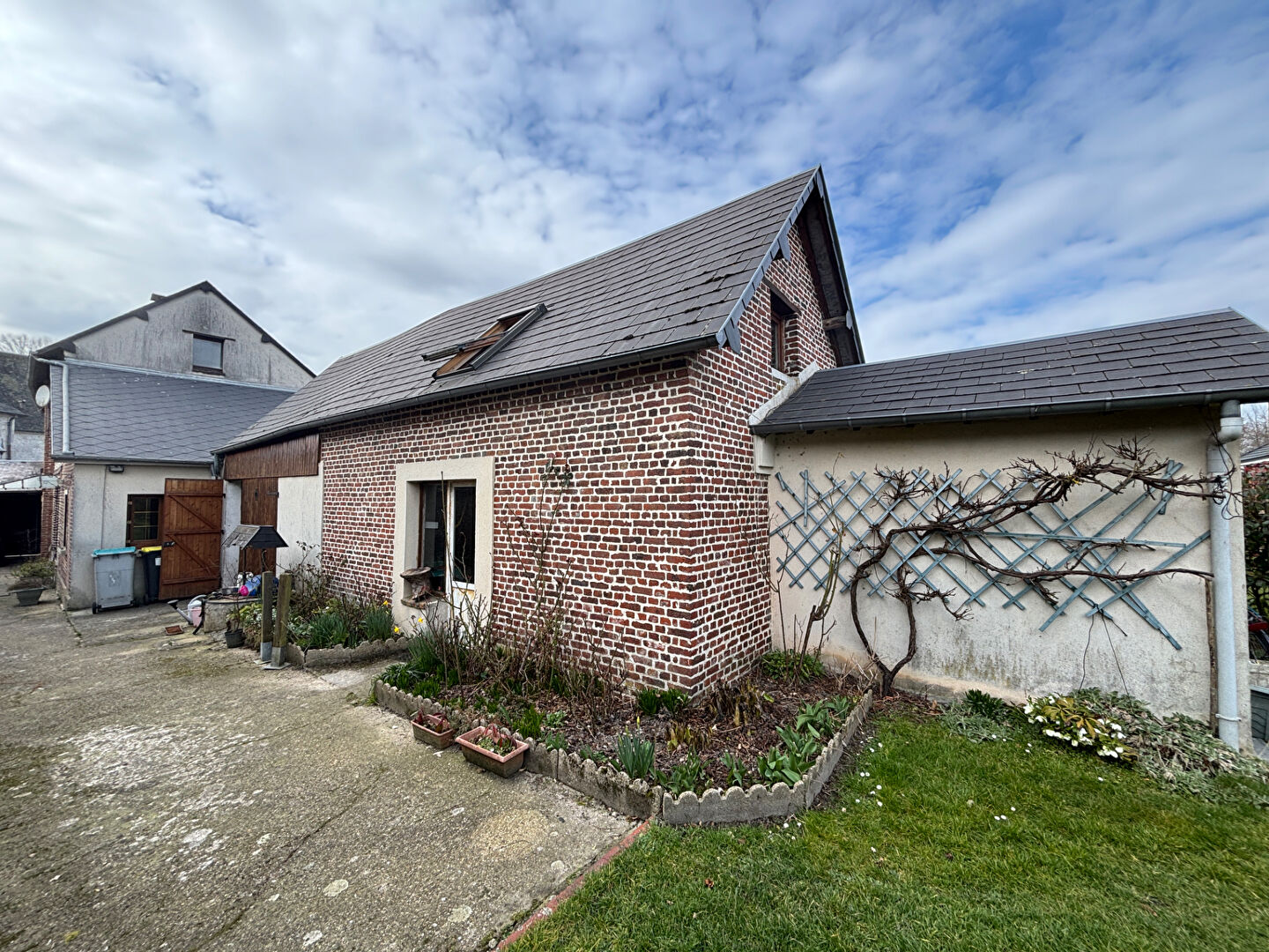 Progressia Immobilier - Saint Nicolas de la Taille - Maison familiale  à vendre