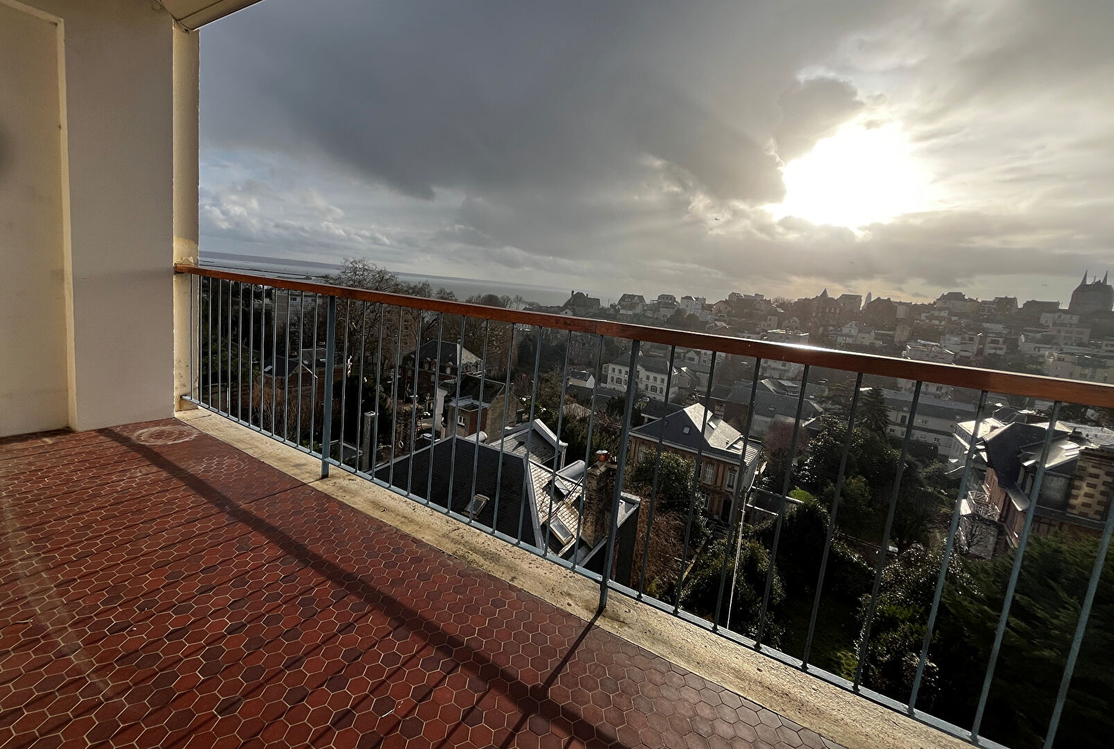 Progressia Immobilier - Appartement 156M2 vue mer Sainte Adresse centre, ascenseur, garage,cave,