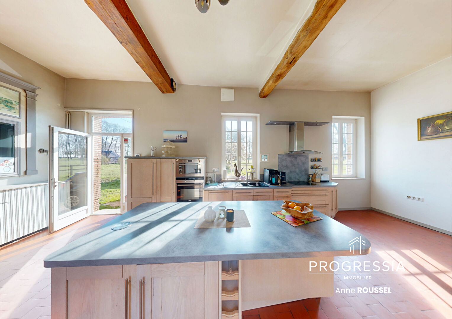 Progressia Immobilier - TOCQUEVILLE-LES-MURS /CHARME & ESPACE - Maison de caractère avec dépendances