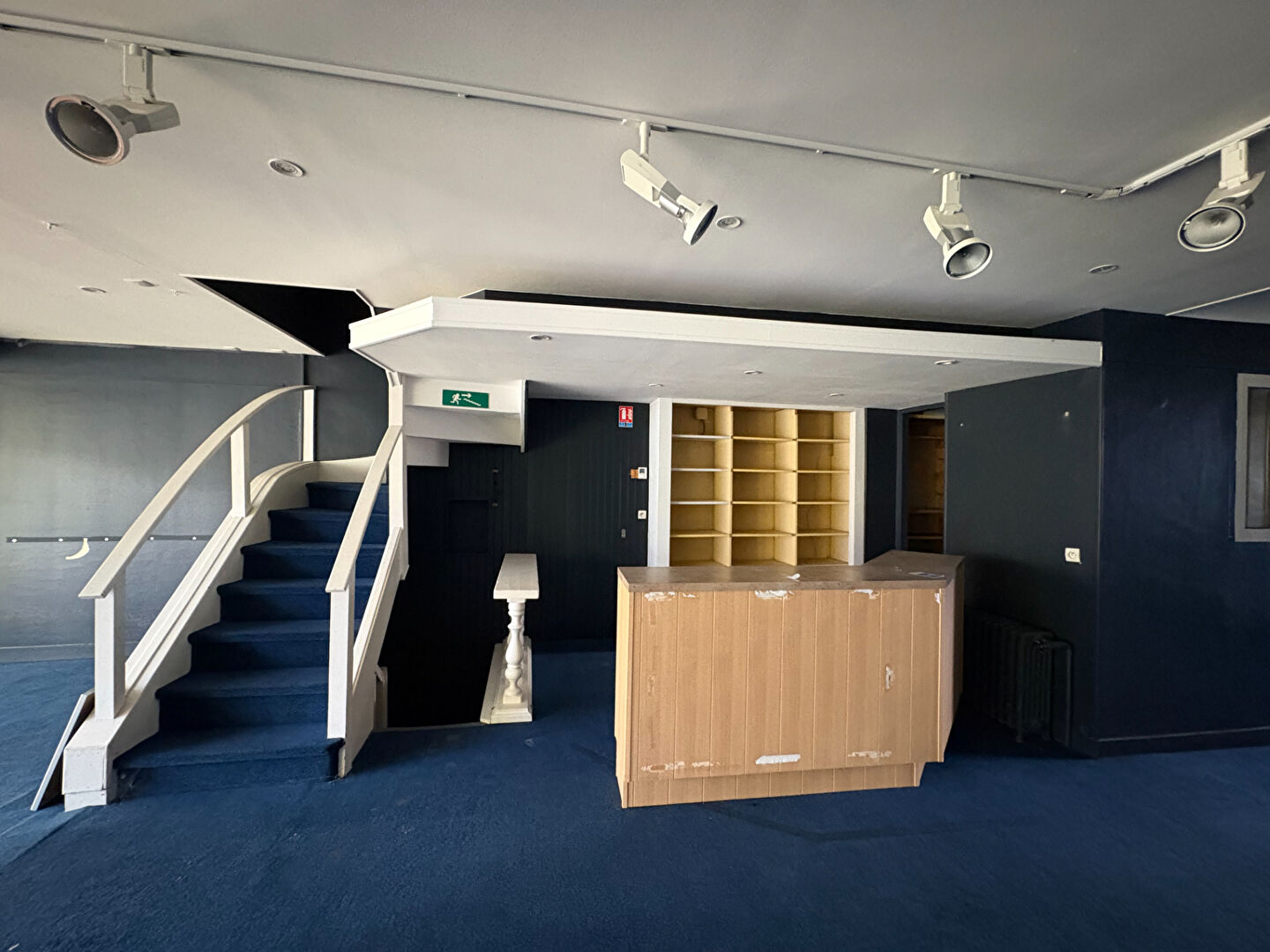 Progressia Immobilier - A VENDRE - Local commerciale de 487 m2 - Centre ville de Lillebonne