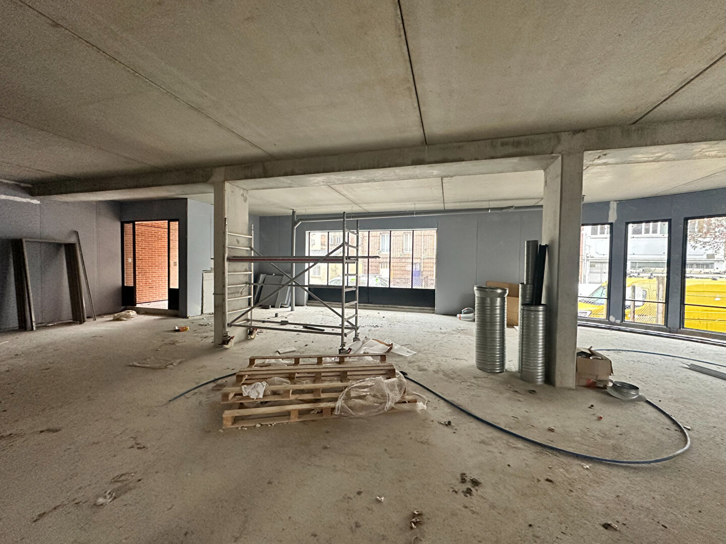 Progressia Immobilier - A LOUER - LOCAL COMMERCIAL DE 205 M2 - PROGRAMME NEUF