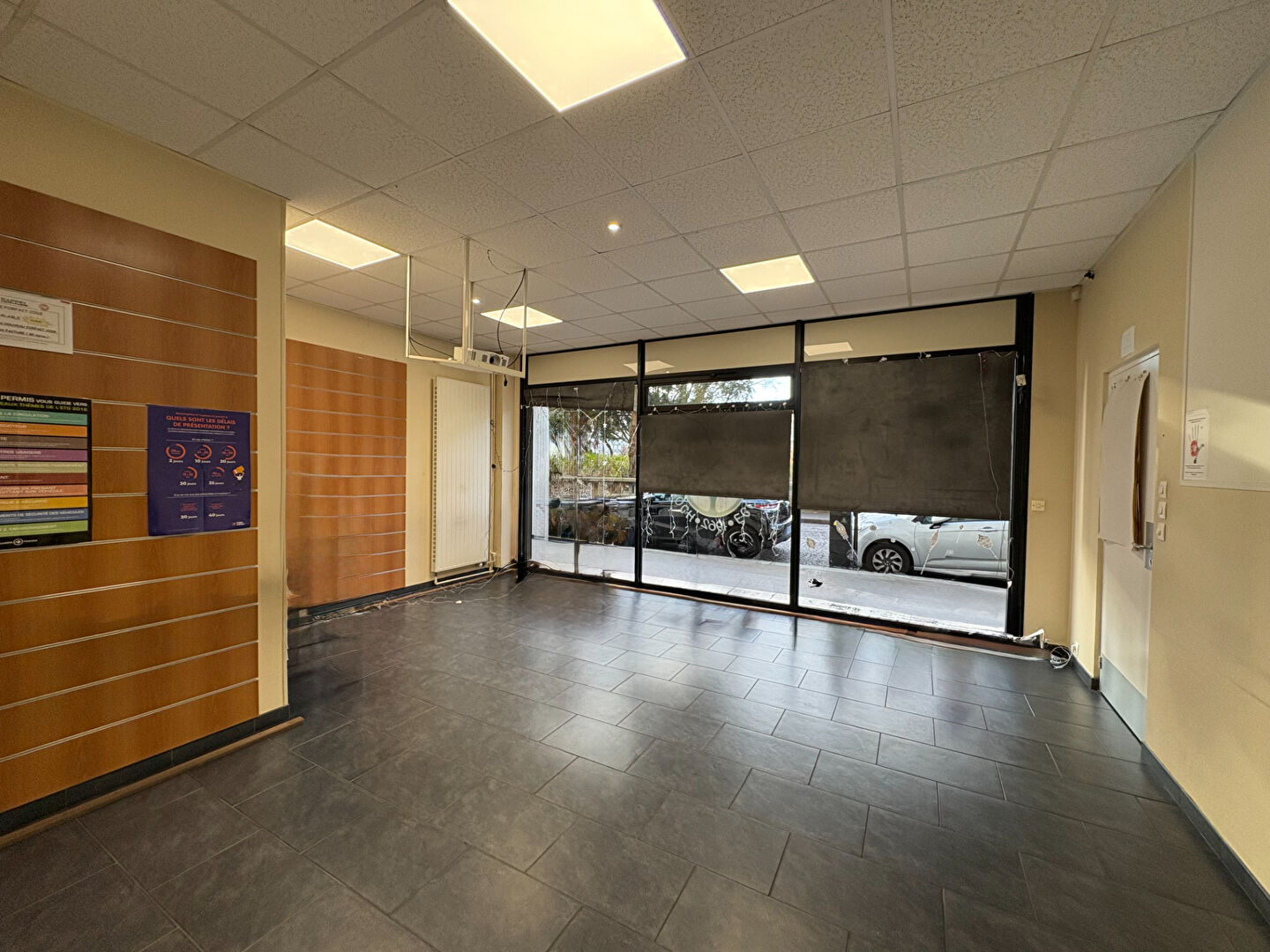 Local commercial 80m2 – Le Havre / Square St Roch