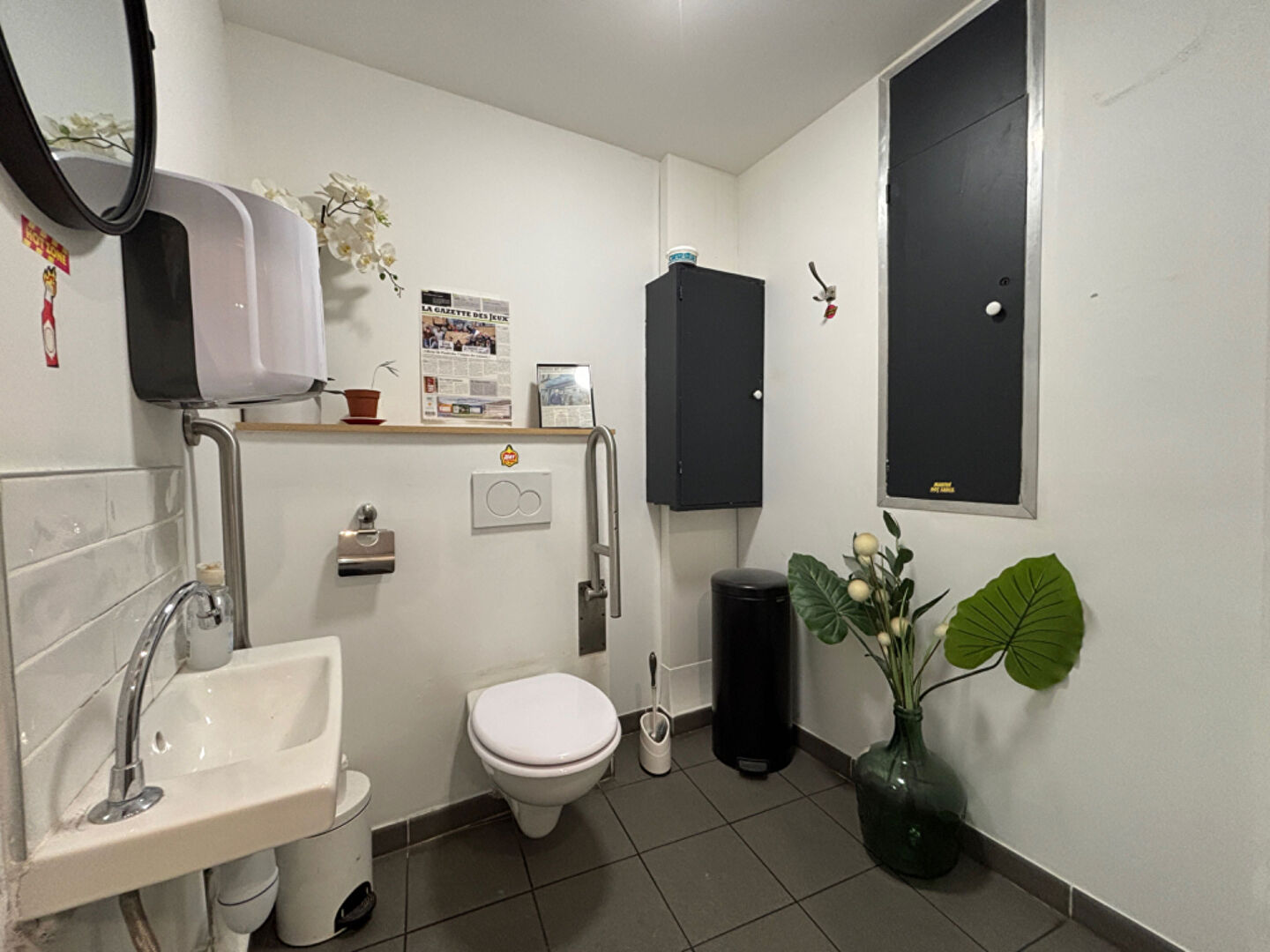 Photo Hyper Centre Beaumont/Oise - Local Commercial 3 pièces de 106 m² - Idéal Restaurant image 6/6