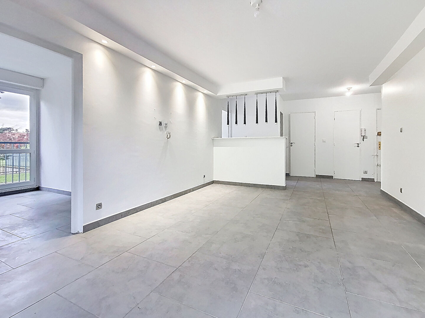 À VENDRE Appartement 4 pièces Résidence sécurisée « Les Tours de Seysse » ? Secteur Papus