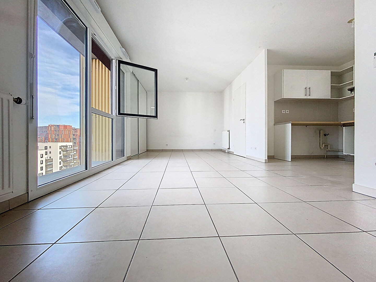 TOULOUSE CARTOUCHERIE T2 EN ETAGE