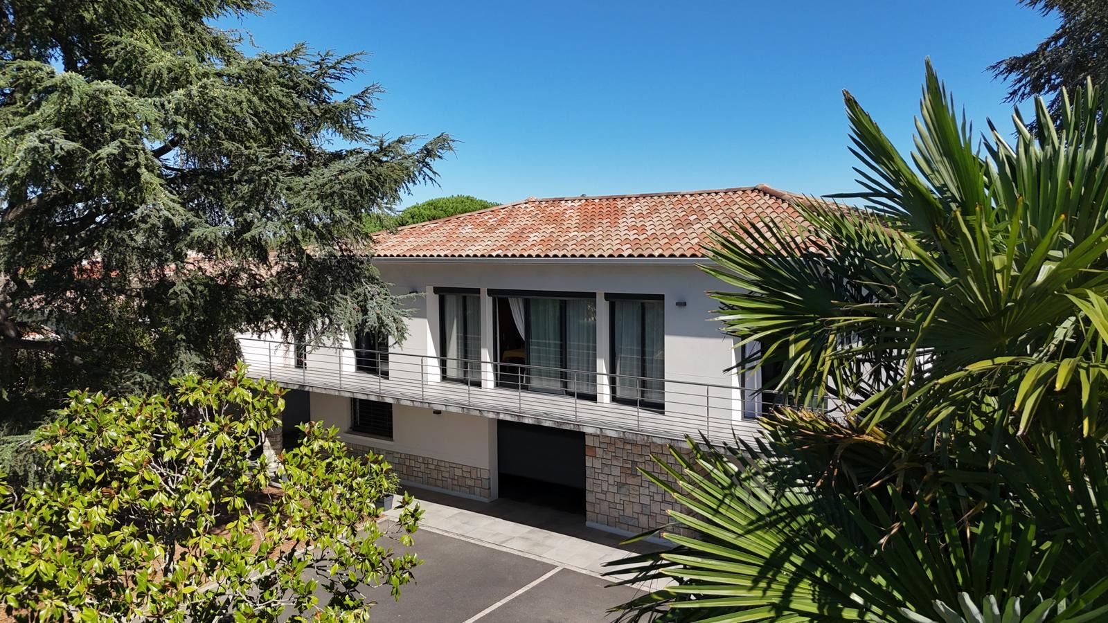 Cugnaux – maison 6 pièces avec piscine et garage