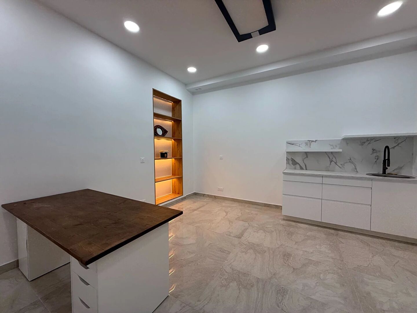 Agence immobilière de ROCKSTONE IM Paris