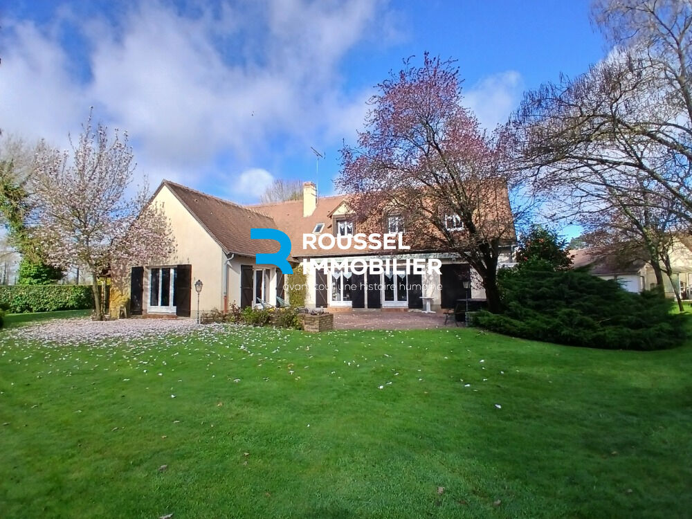 Belle propriété avec étang située à Ruaudin dans un hameau - 4 chambres