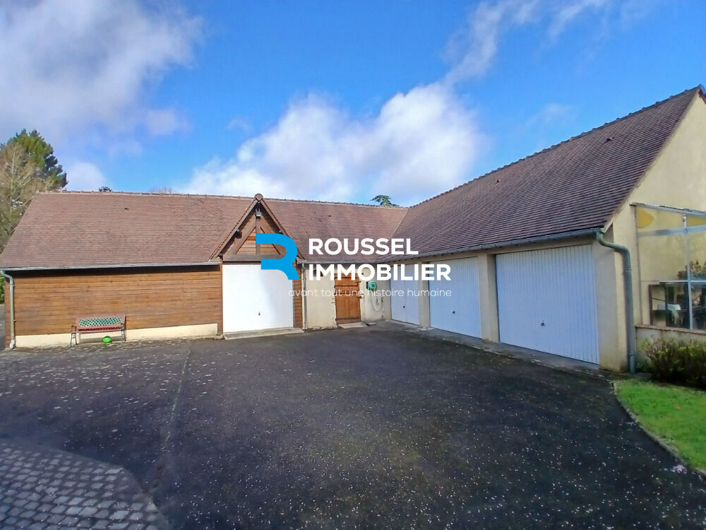 Belle propriété avec étang située à Ruaudin dans un hameau - 4 chambres