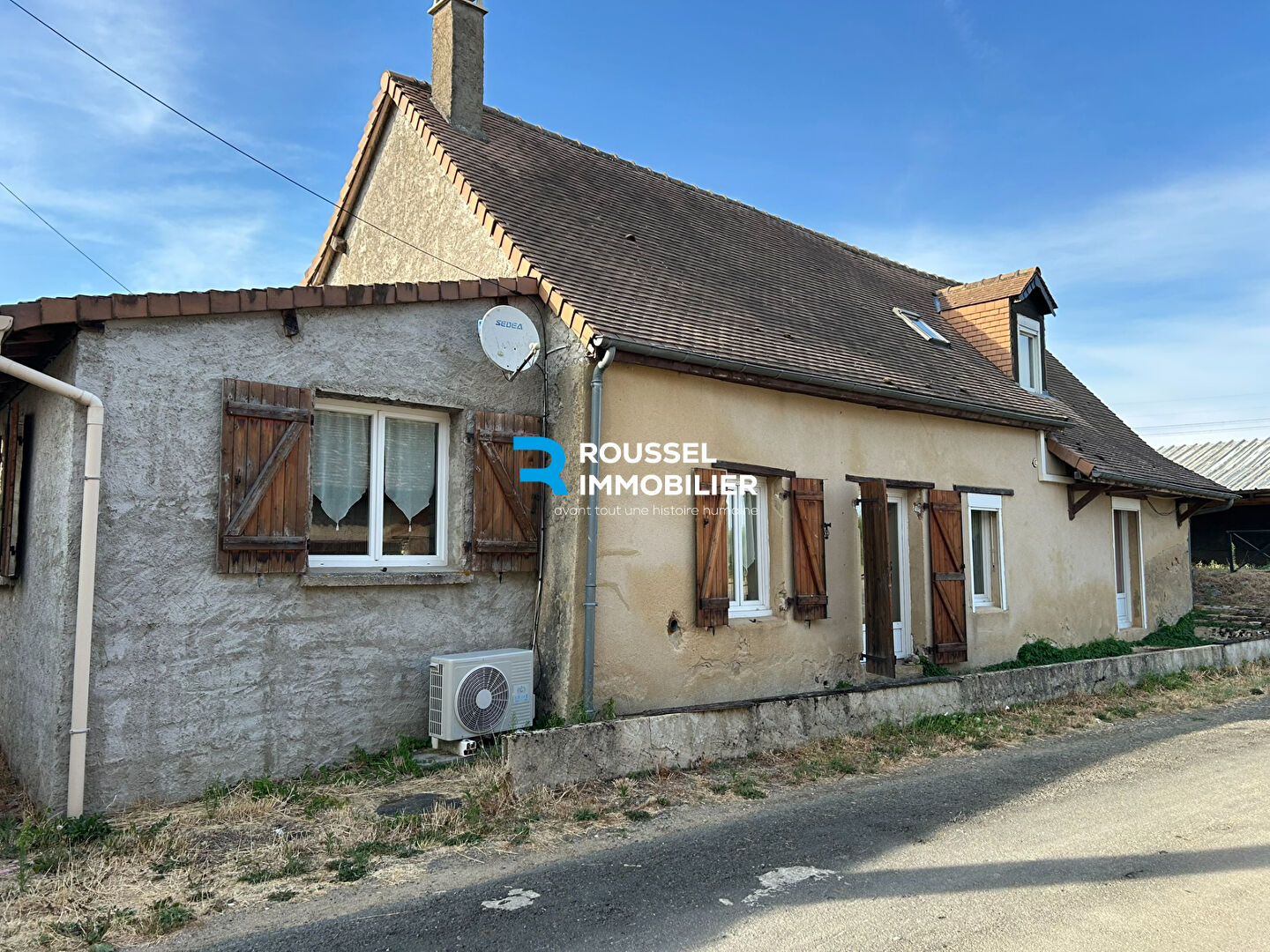 Maison de caractère 4 chambres à Yvré le Pôlin 148m2