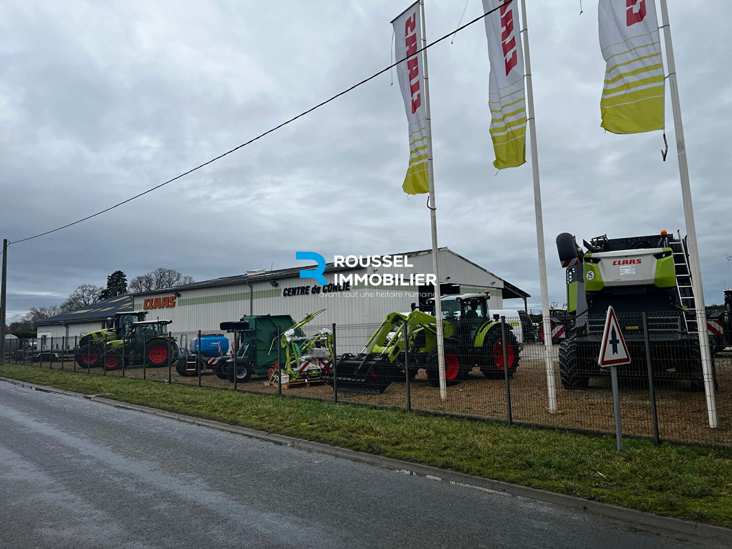 Ancienne concession agricole à Conlie Bâtiment d'activité de 995 m² sur 6 213 m² de terrain