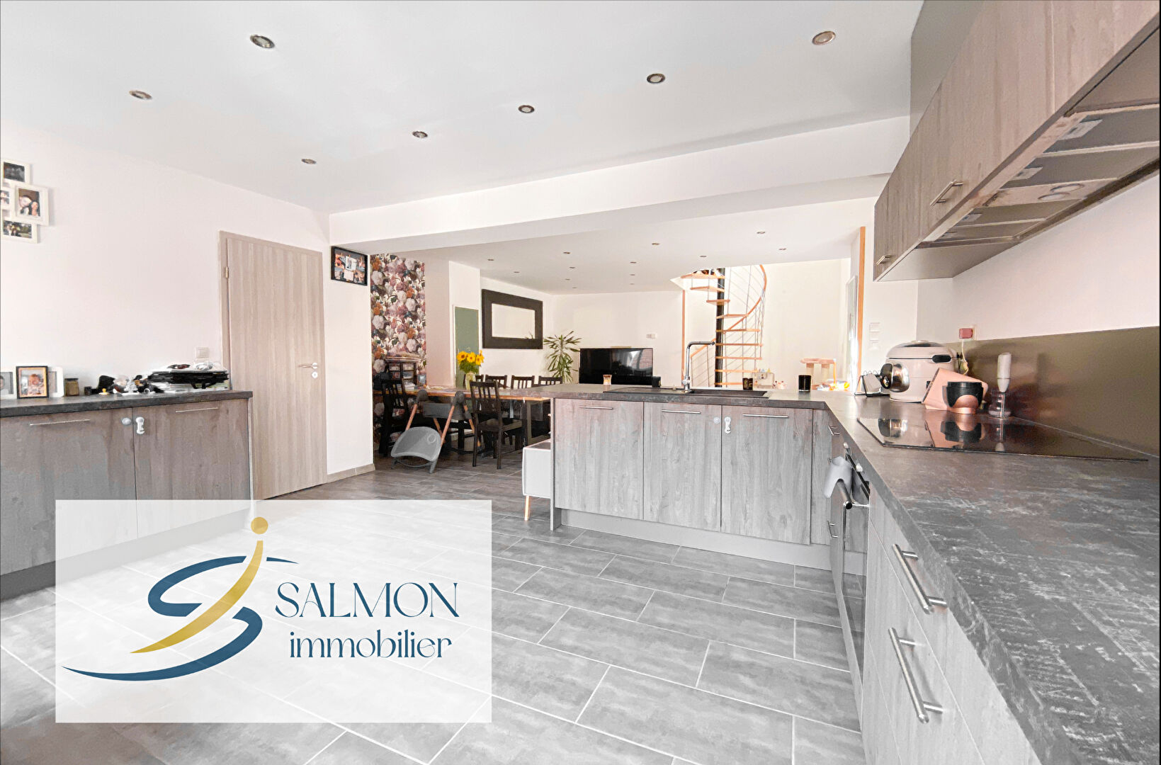 Photo Maison Grendelbruch 8 pièce(s) 174 m2 totalement rénovée ! image 2/6