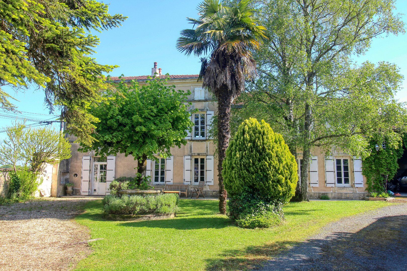 Manoir + 4 gîtes et piscine
