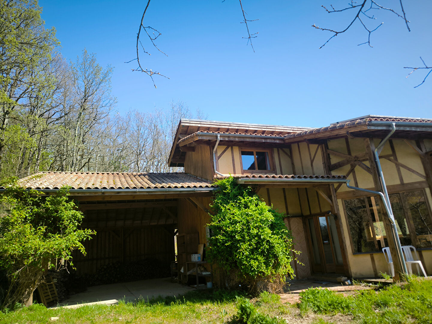 Mirepoix 10 ' . calme 39 ha , maison bio climatique .