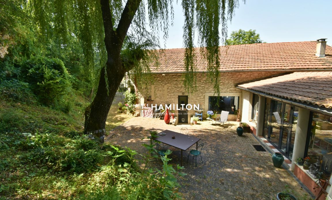 Agence immobilière de Selection Habitat - AGENCE HAMILTON CORDES-SUR-CIEL