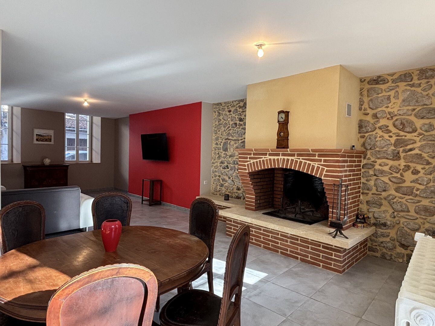 Maison de village du XIXe siècle en pierre