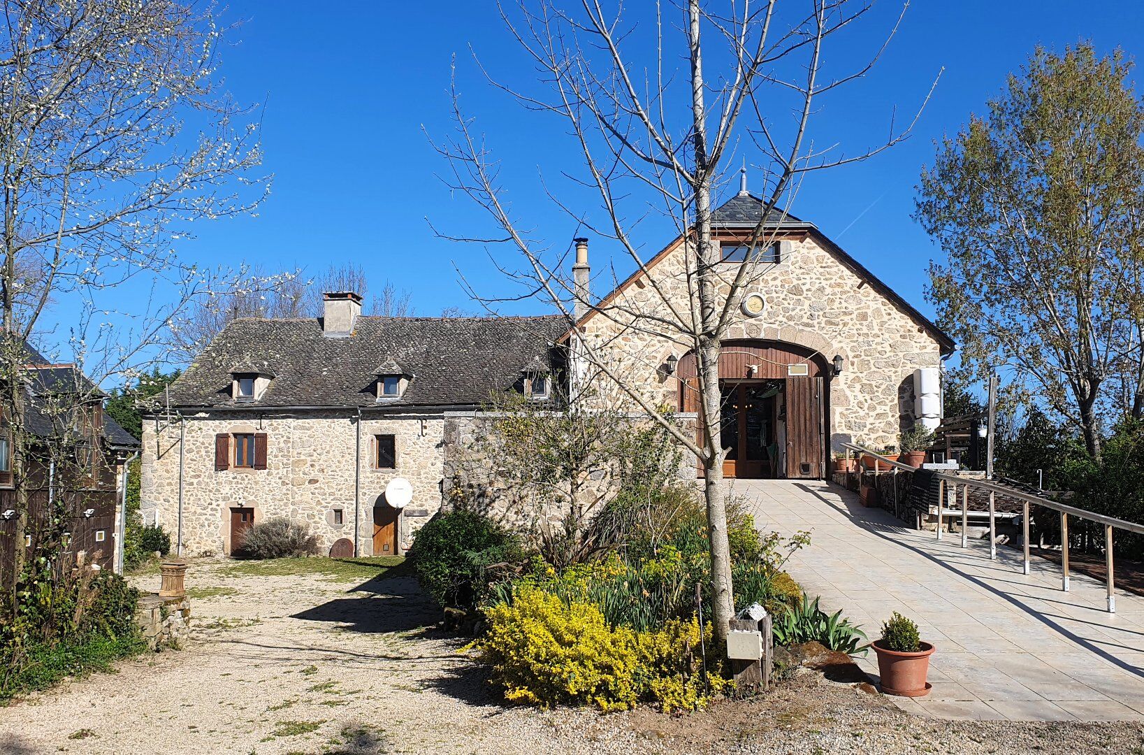 CORPS DE FERME RENOVE