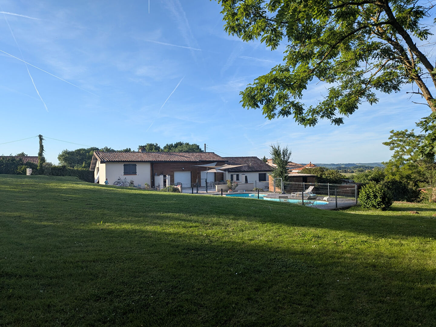 Magnifique ferme rénovée à proximité de Montauban