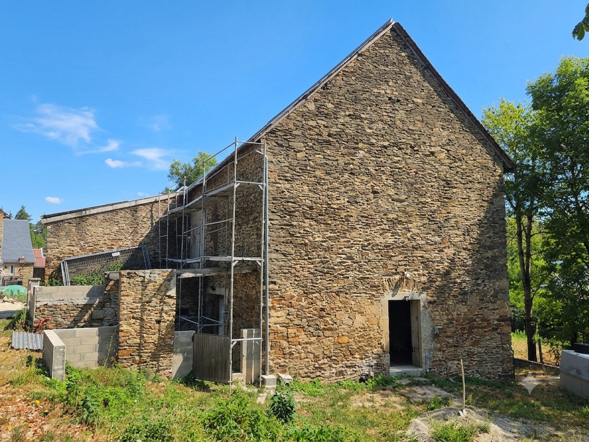 Grange en pierres aux portes de Rodez