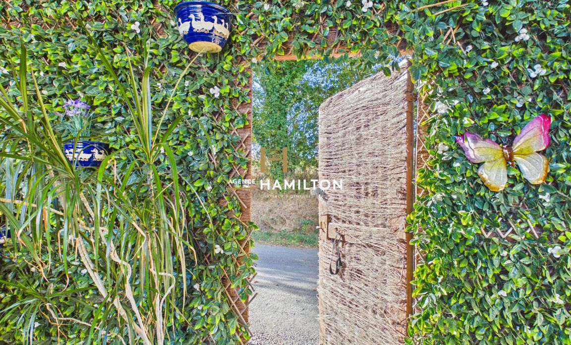 Agence immobilière de Selection Habitat - AGENCE HAMILTON CORDES-SUR-CIEL