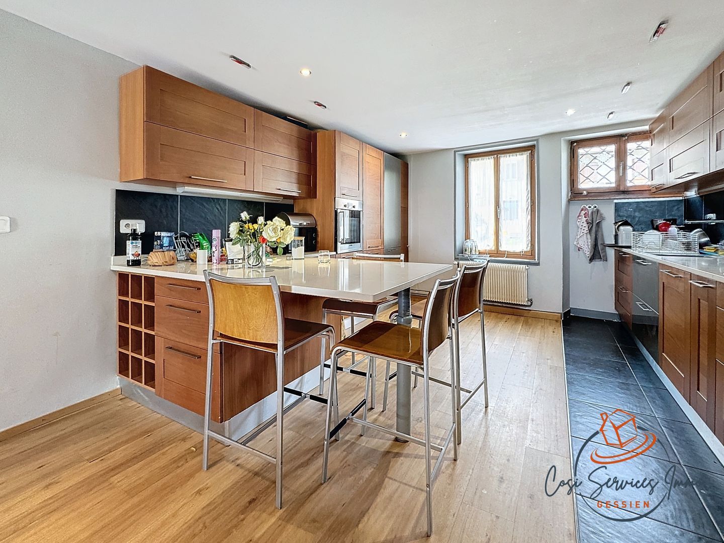 Photo Maison de village 5 pièces avec jardin, sous sol et garage image 3/6