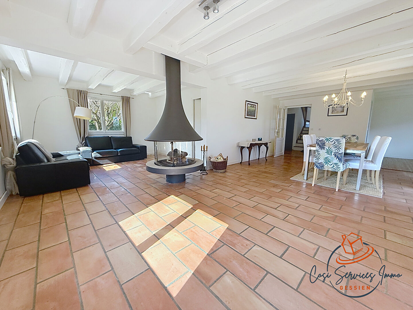 Photo Maison Divonne Les Bains 7 pièce(s) 190 m2 image 2/6