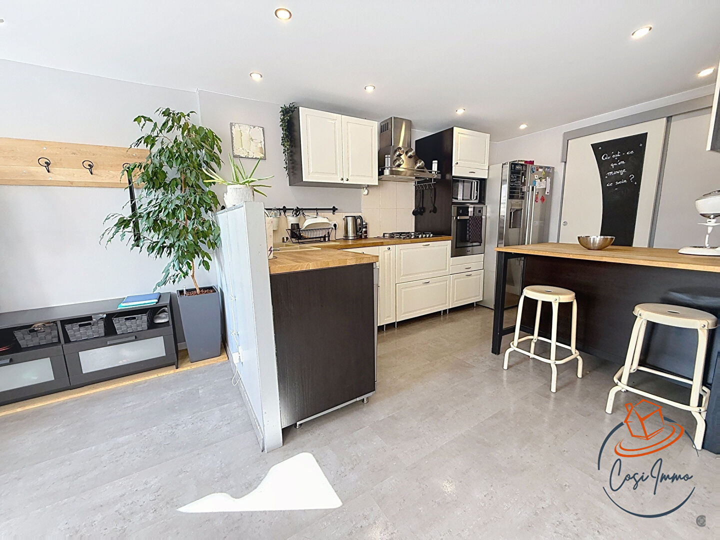 Photo Maison Vulbens 7 pièce(s) 240 m2 image 5/6