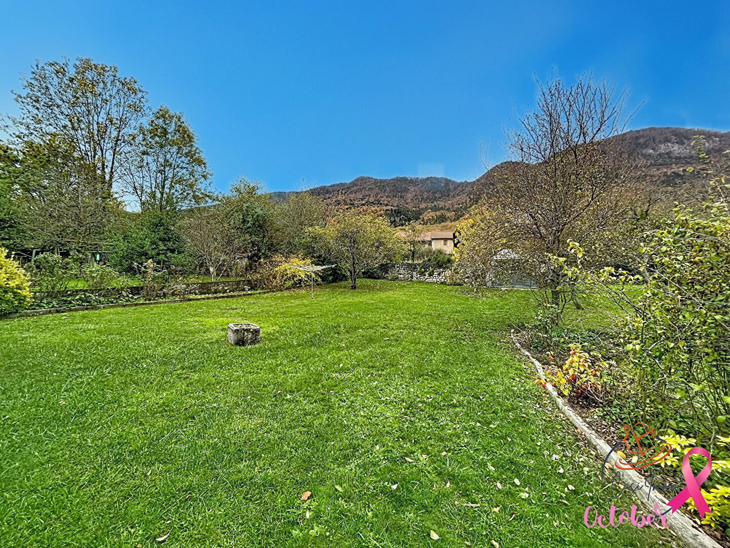 Terrain de 648m2 pour projet maison à Collonges 01550