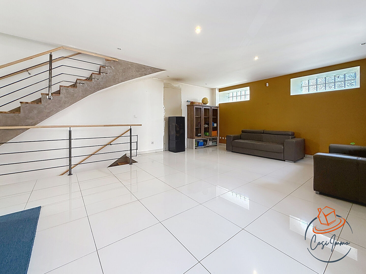 Photo Maison de ville Saint Genis Pouilly 5 pièce(s) 200 m2 image 3/6