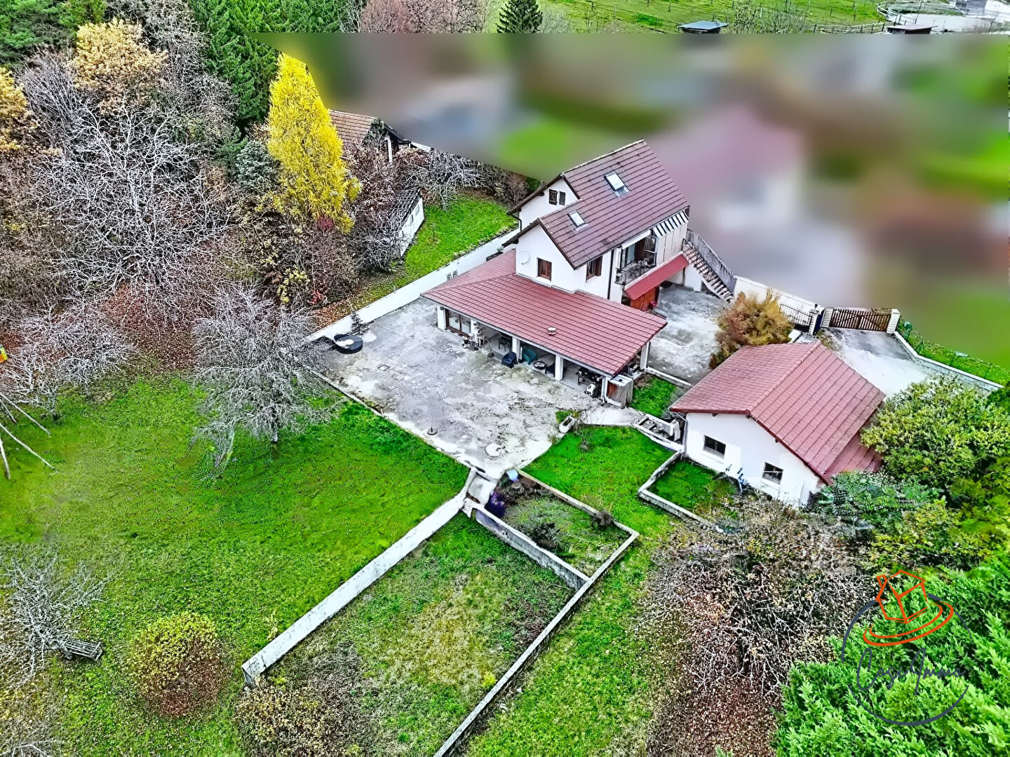 Photo Maison 8 pièces avec terrain image 2/6