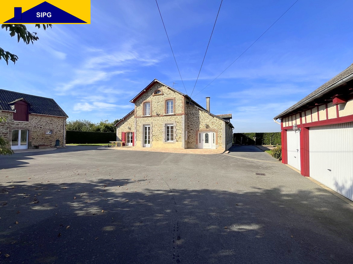 Photo Maison Rannee 8 pièce(s) 190 m2 image 1/6