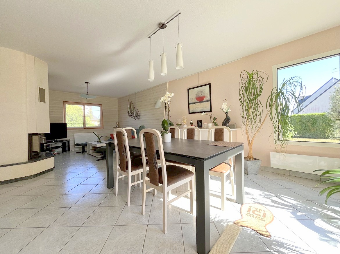 Photo Maison La Guerche De Bretagne 6 pièce(s) 131 m2 image 3/6