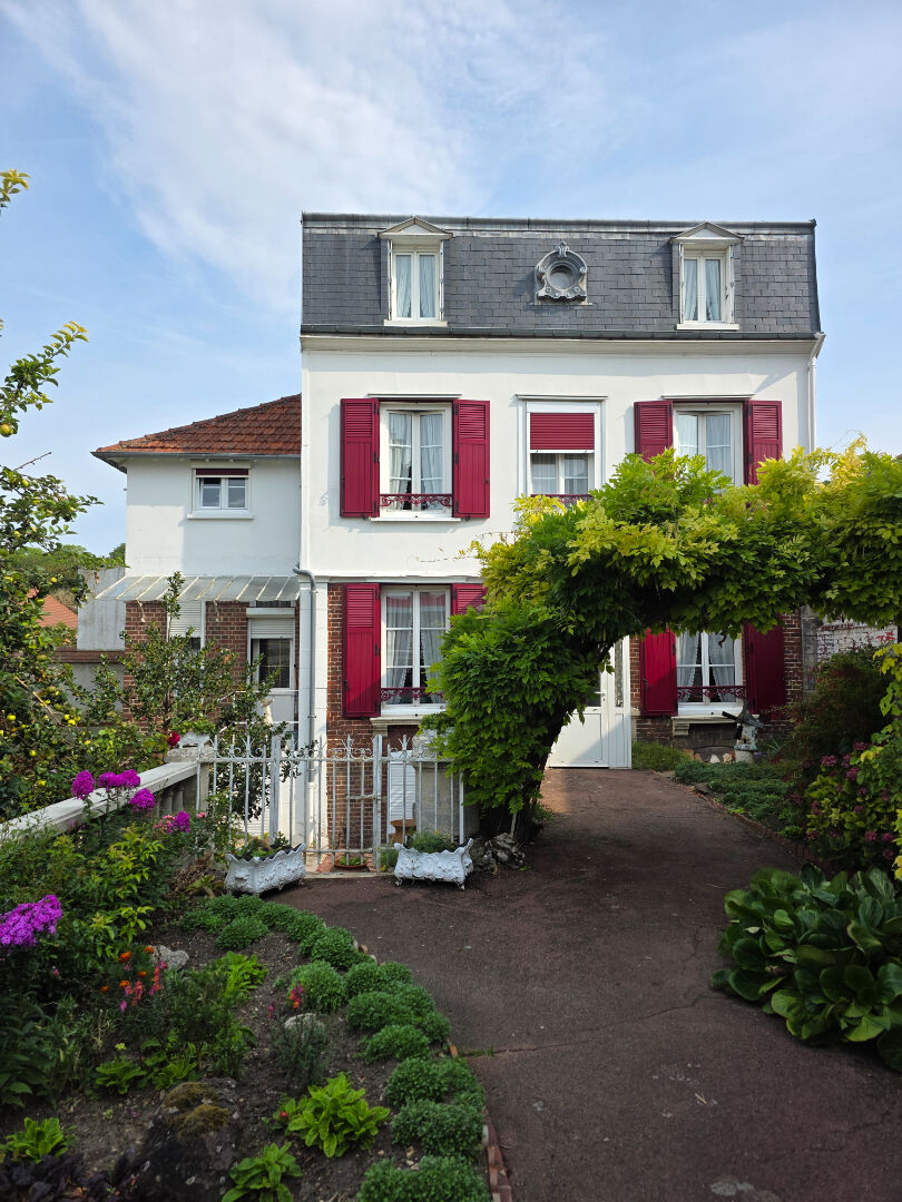 Agence immobilière de 
 ISABELLE SOSSAYA - ISA IMMO 
