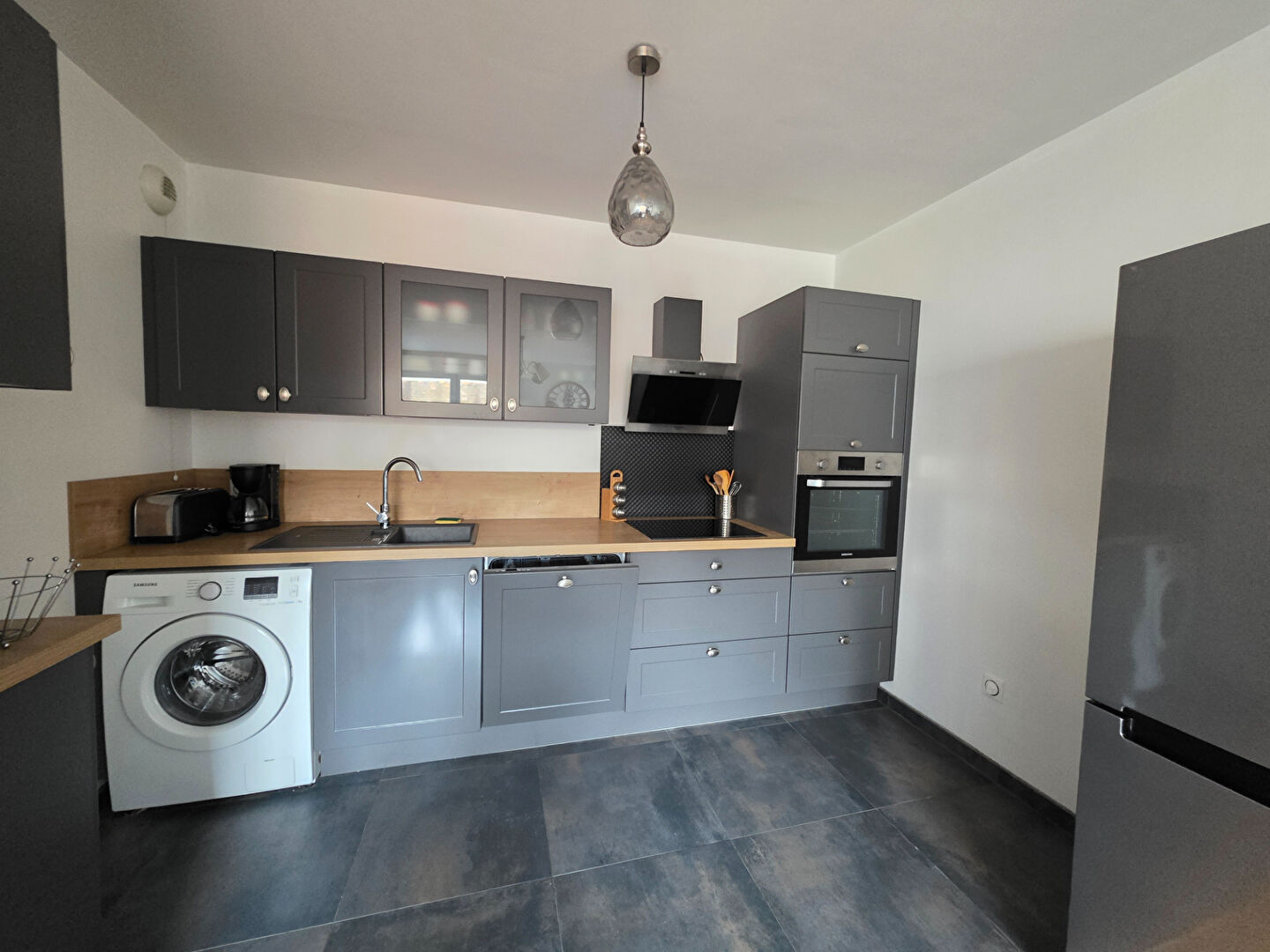 Agence immobilière de 
 ISABELLE SOSSAYA - ISA IMMO 
