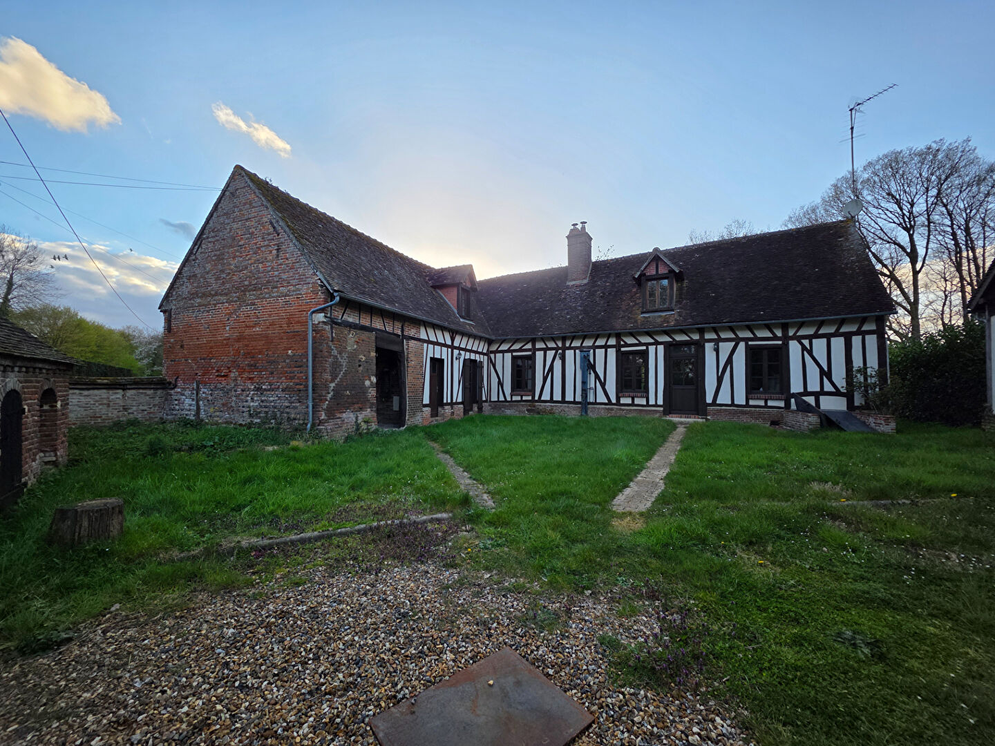 Agence immobilière de 
 ISABELLE SOSSAYA - ISA IMMO 
