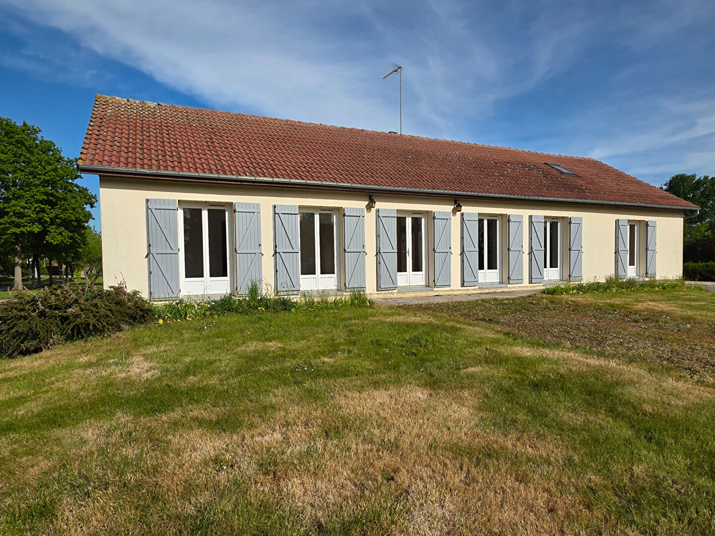 Agence immobilière de 
 ISABELLE SOSSAYA - ISA IMMO 
