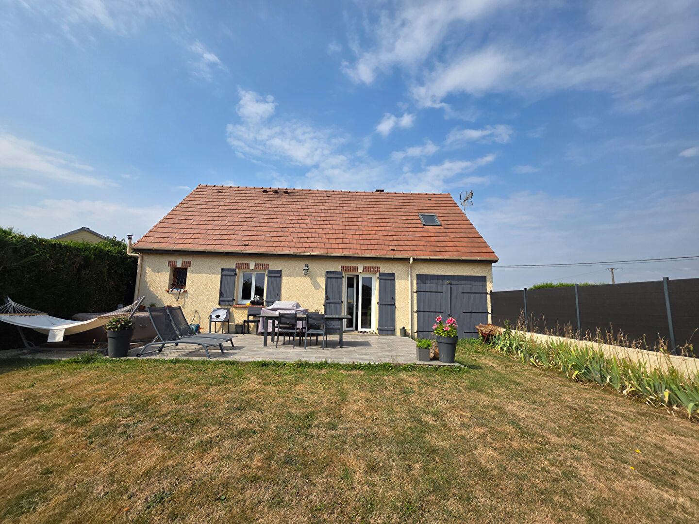 Agence immobilière de 
 ISABELLE SOSSAYA - ISA IMMO 
