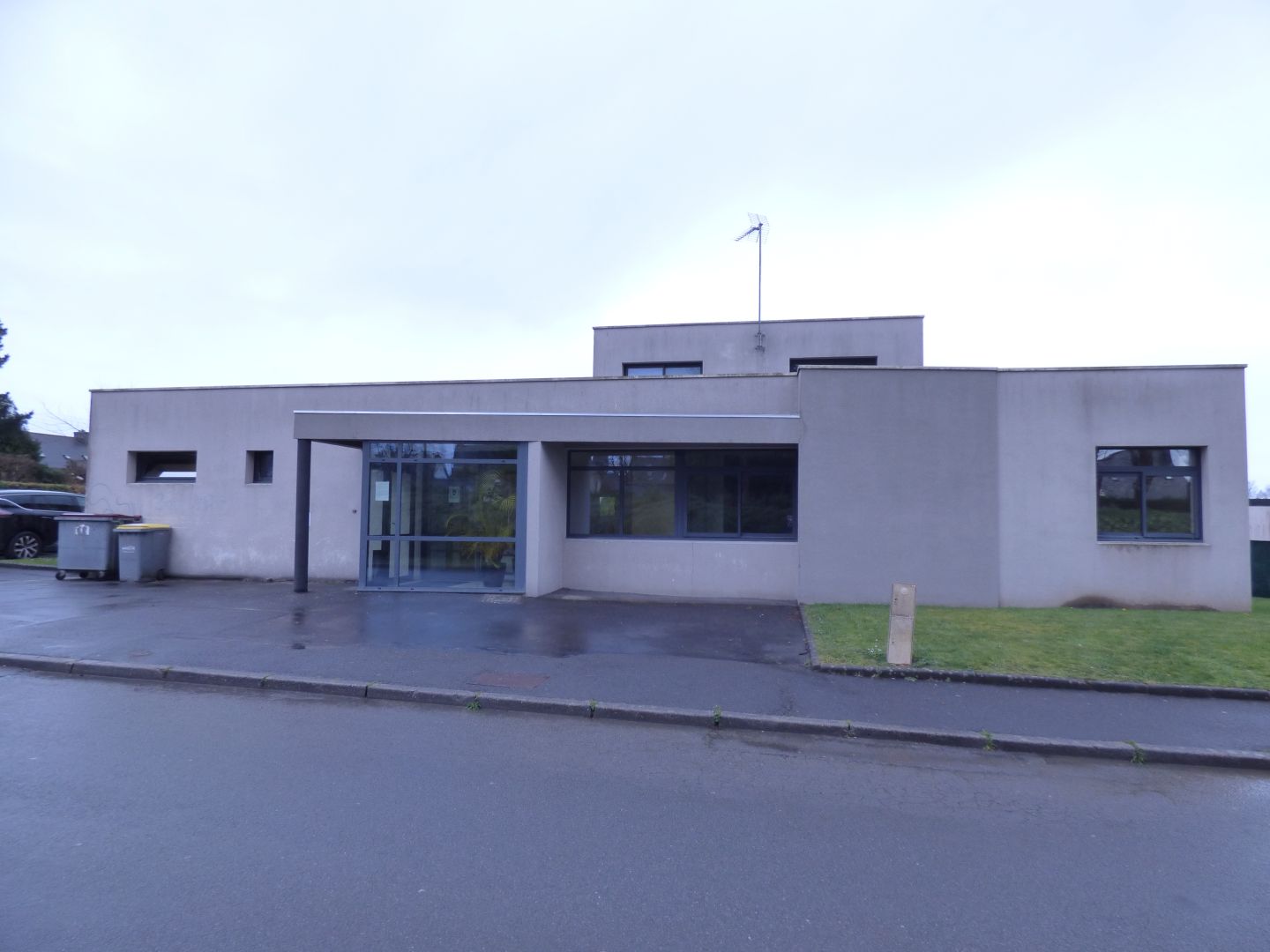 Photo LOCAUX PROFESSIONNEL A LOUER image 2/6