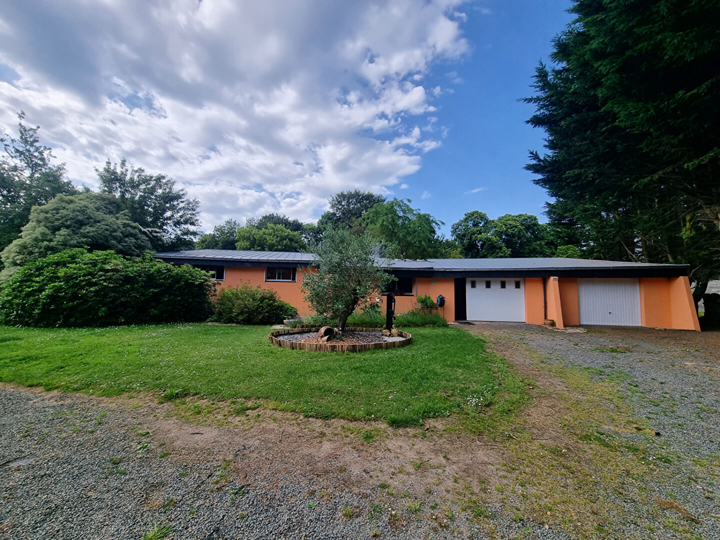 Photo Pédernec, maison d'architecte, de plain-pied image 2/6