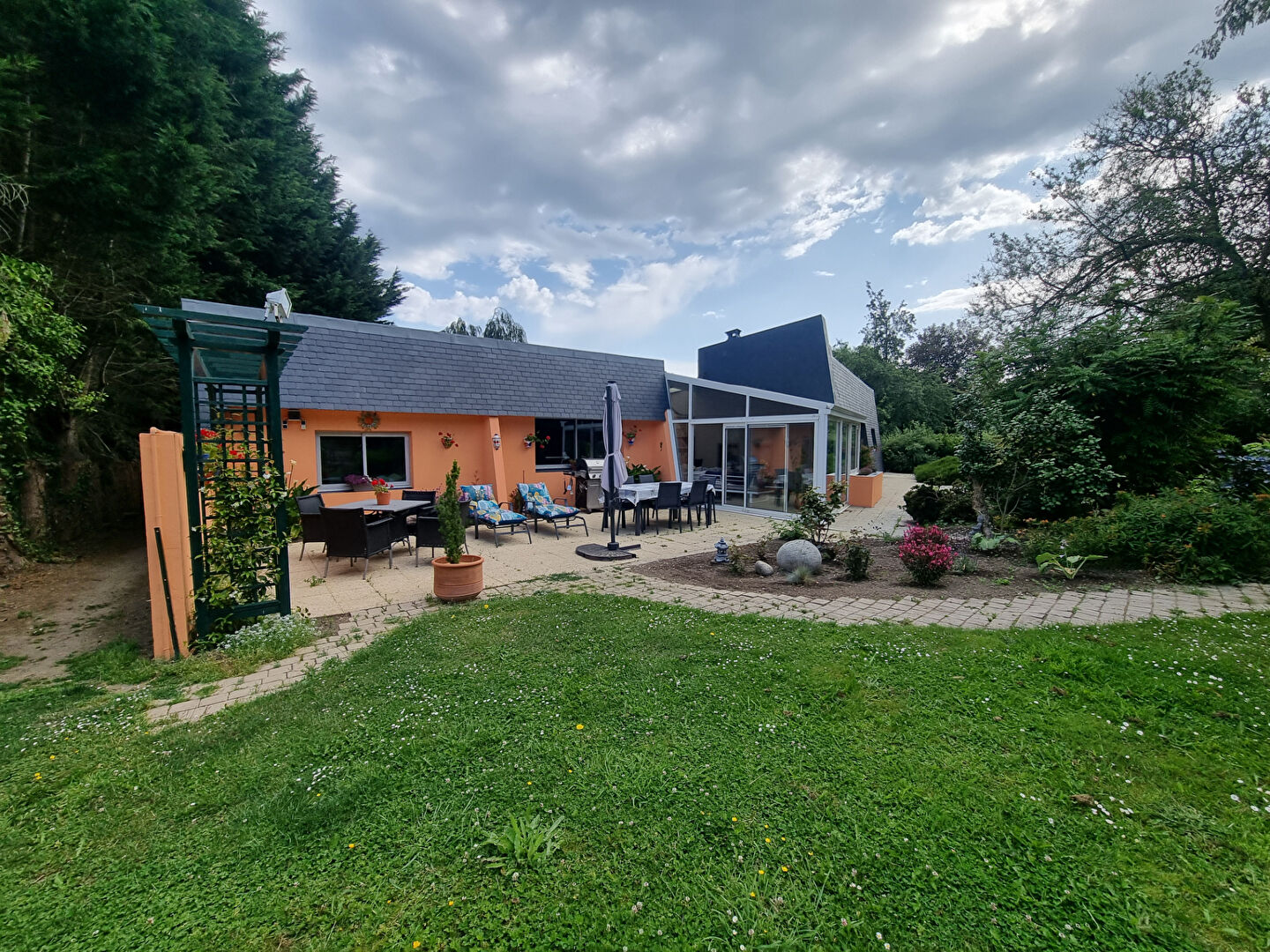 Photo Pédernec, maison d'architecte, de plain-pied image 3/6