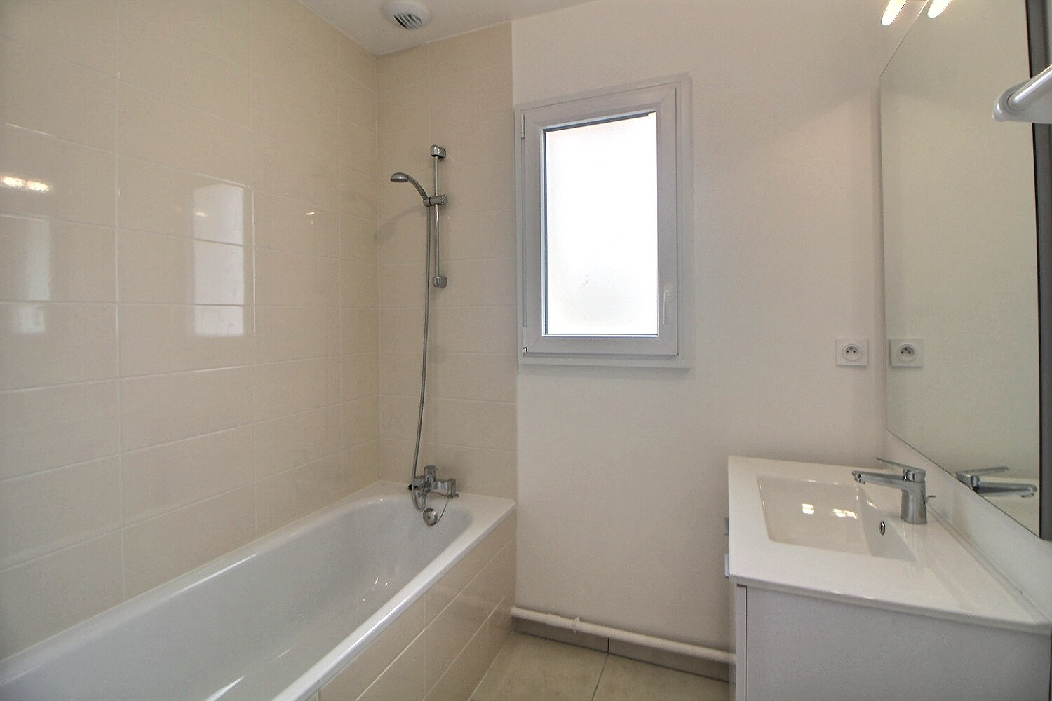 Villenave D'Ornon - maison 4 chambres garage