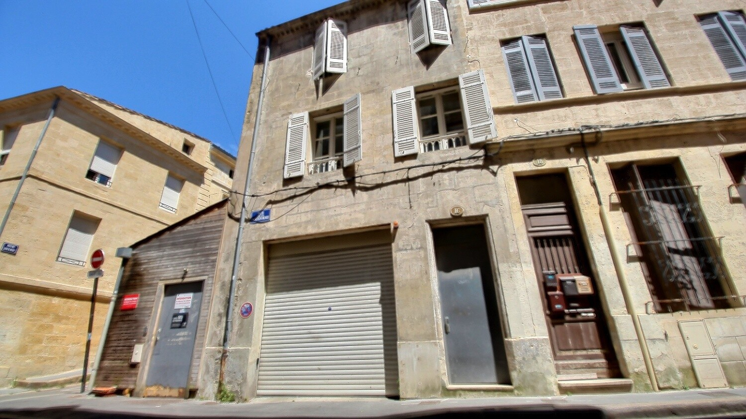 immeuble Bordeaux 134 m2- 3 appartements et un garage