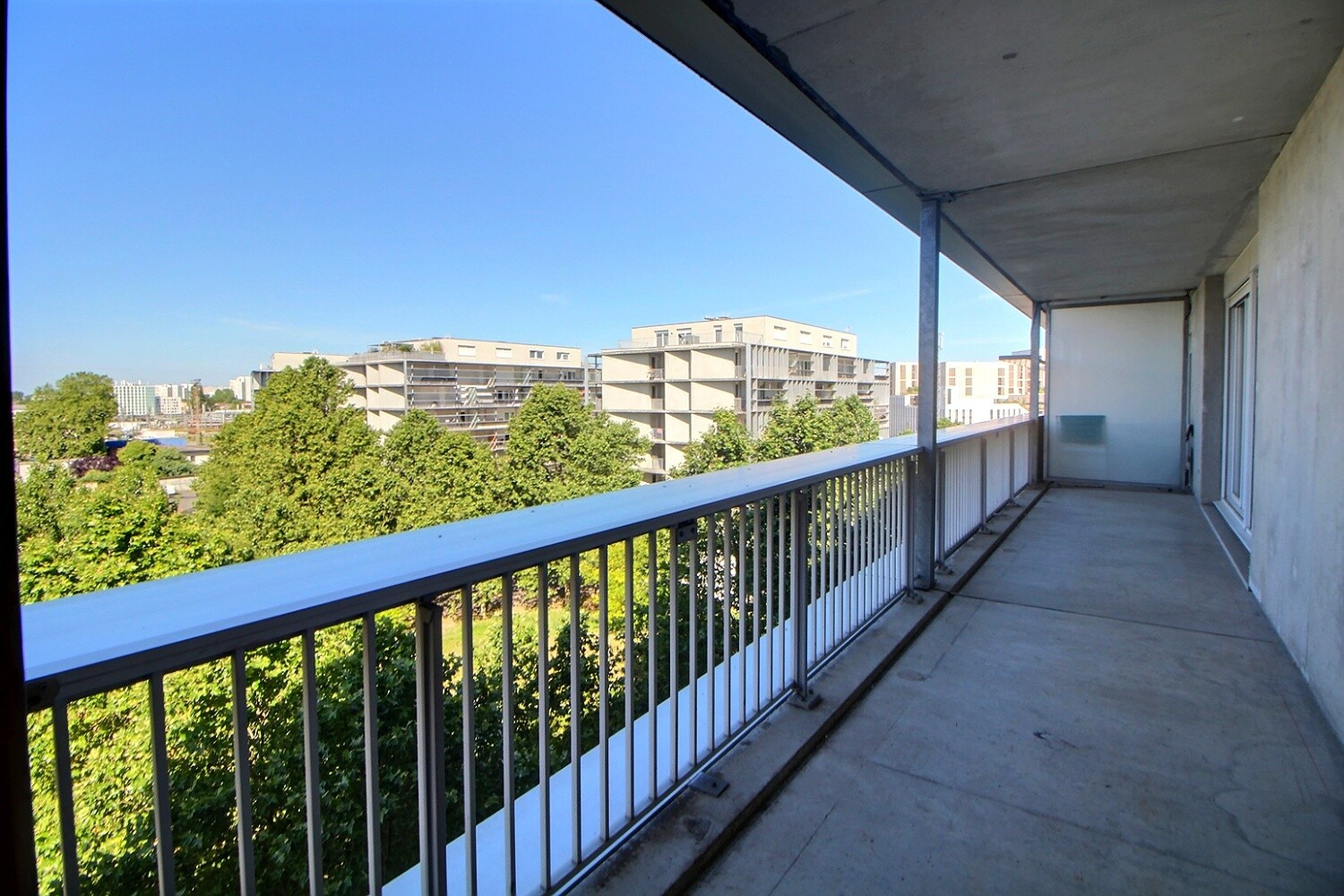 Photo Appartement Bordeaux T2 (grand balcon) image 1/6