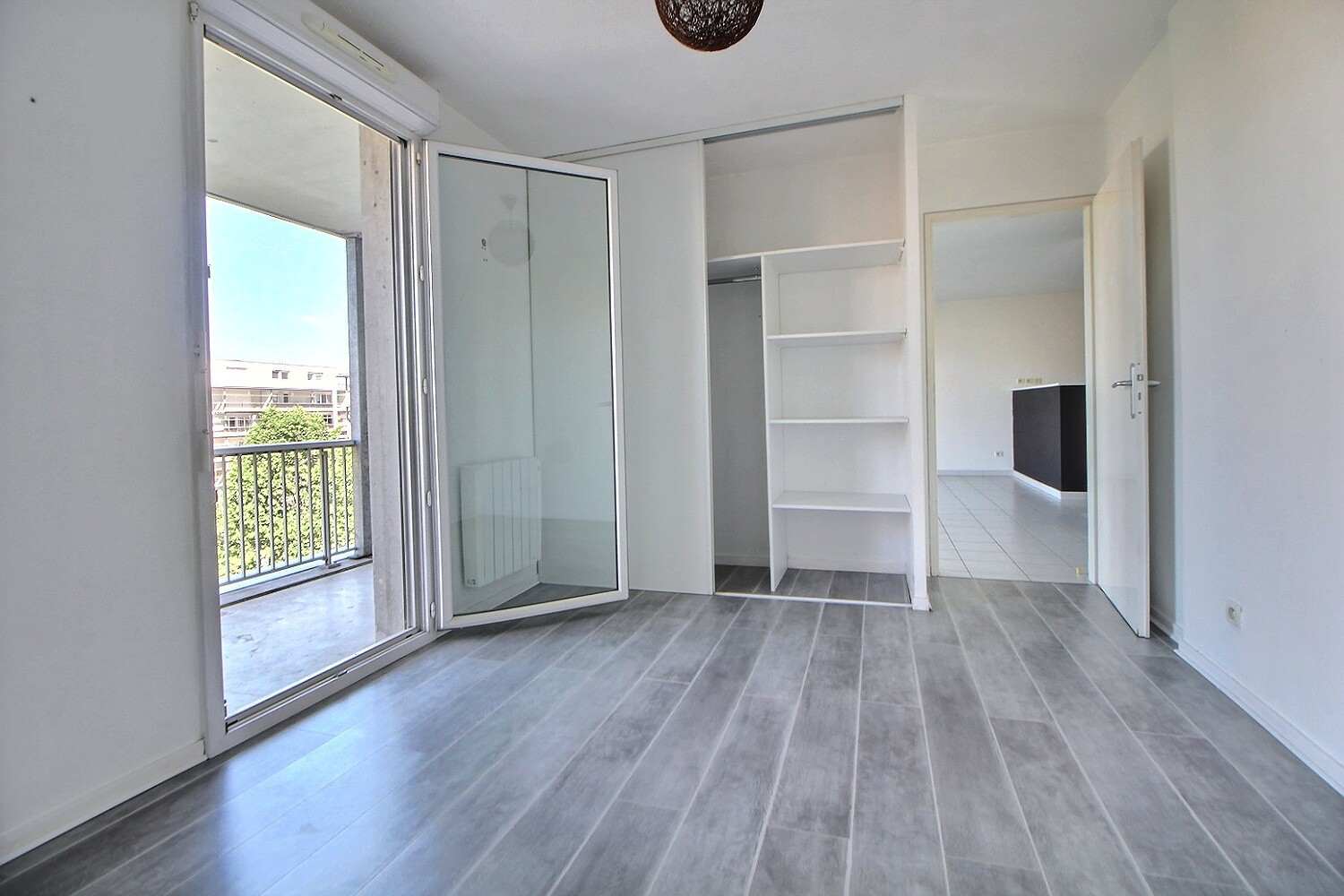 Photo Appartement Bordeaux T2 (grand balcon) image 5/6
