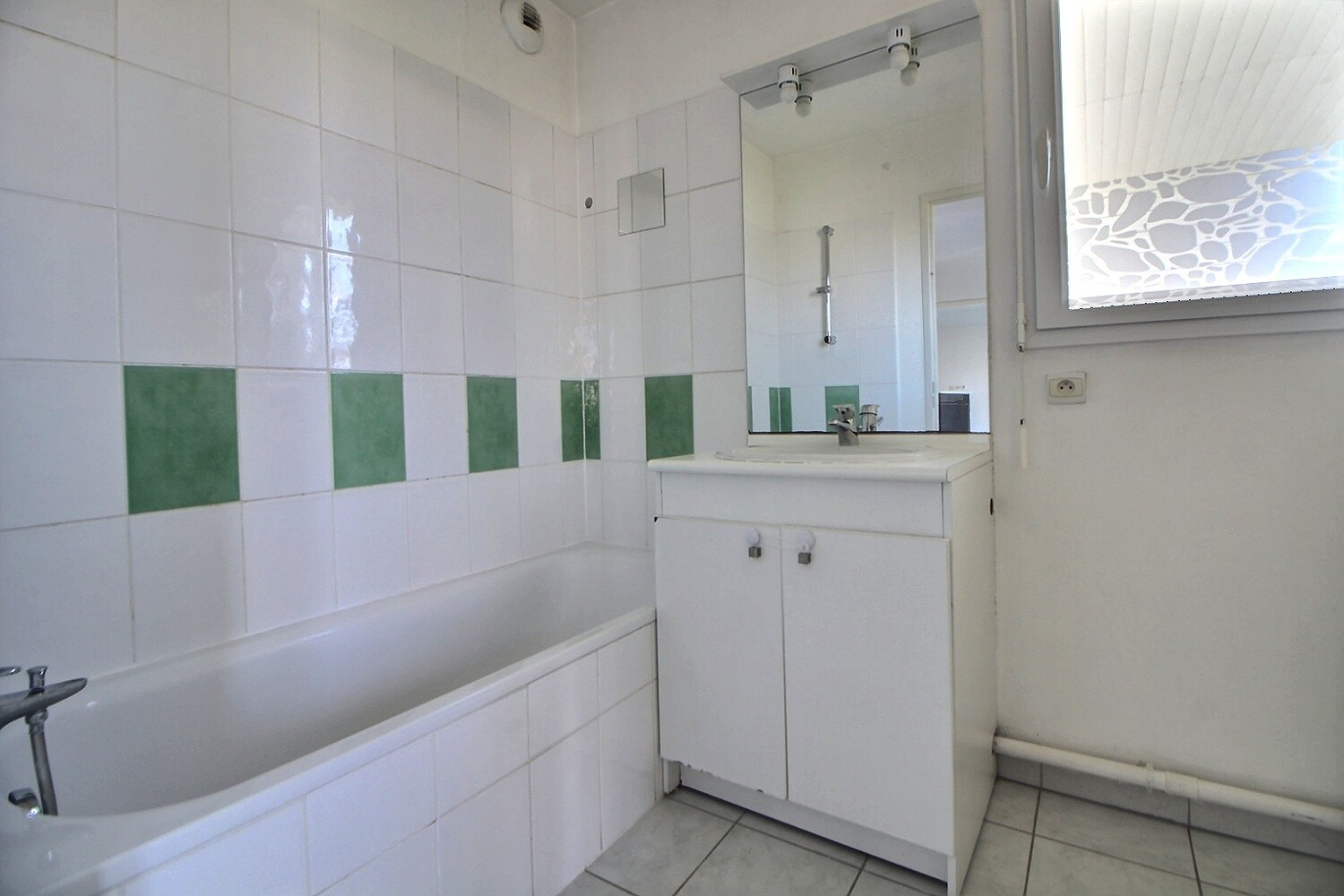 Photo Appartement Bordeaux T2 (grand balcon) image 6/6